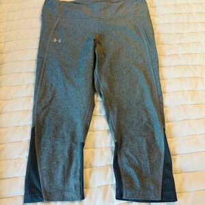 Under Armour Heather Gray Capri Leggings